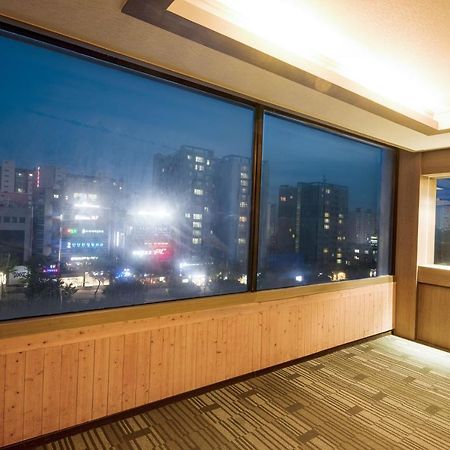 Sky Leaders Hotel Чеджудо Экстерьер фото