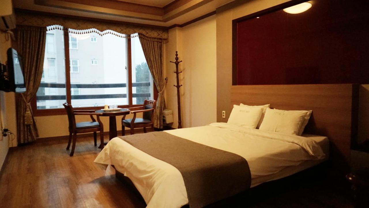 Sky Leaders Hotel Чеджудо Экстерьер фото