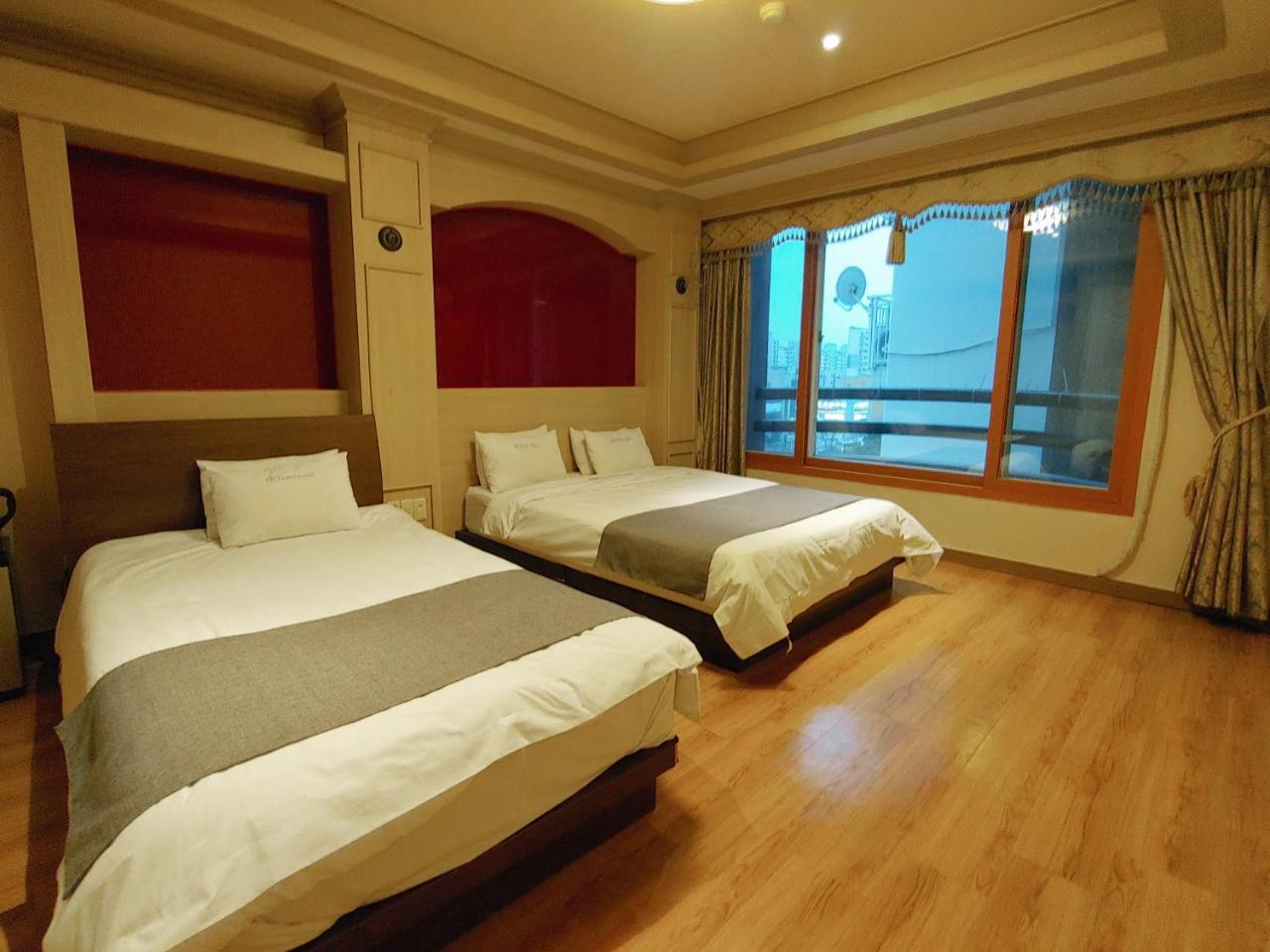 Sky Leaders Hotel Чеджудо Экстерьер фото