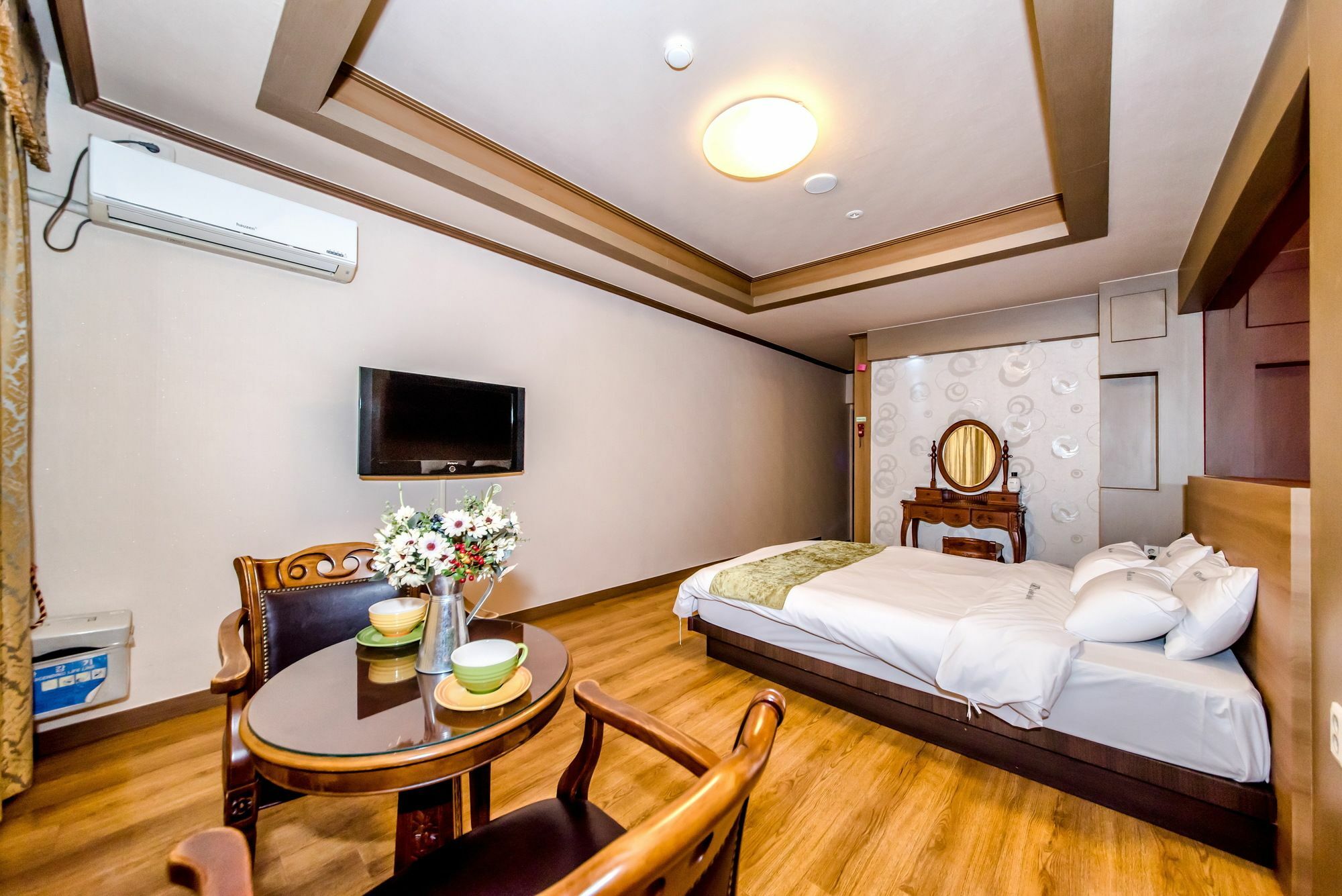 Sky Leaders Hotel Чеджудо Экстерьер фото